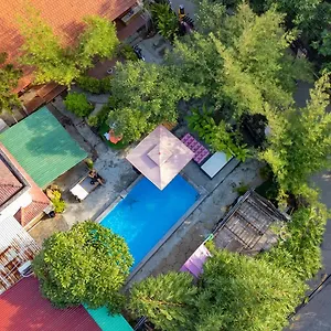 https://heliport-hostel.hotelsofhoian.com