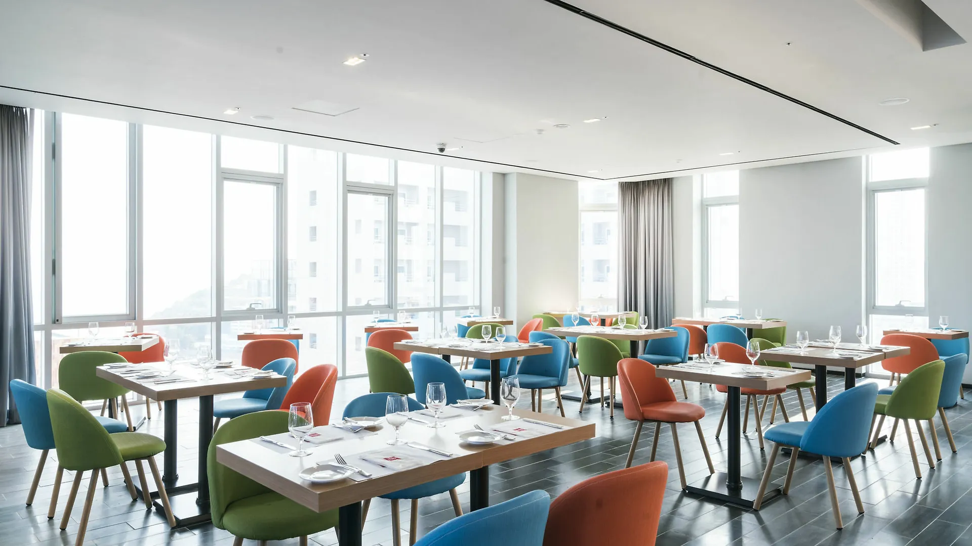 Ibis Ambassador Busan Haeundae Hotel
