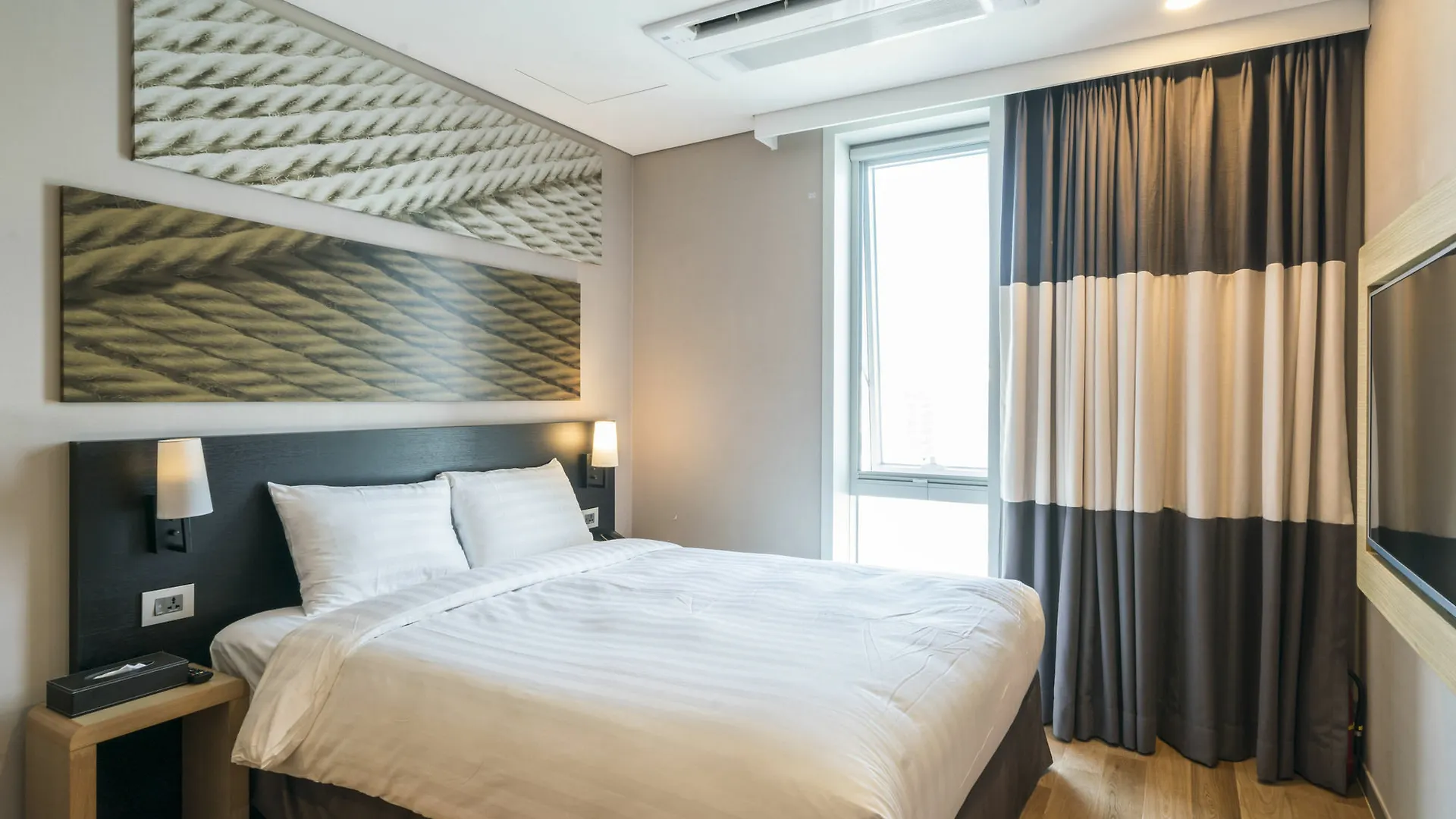 Ibis Ambassador Busan Haeundae 3*,  South Korea